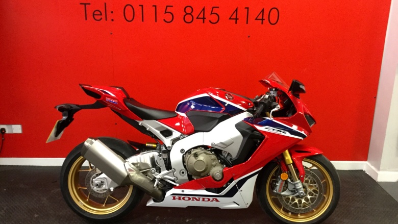 Honda CBR1000SP FIREBLADE